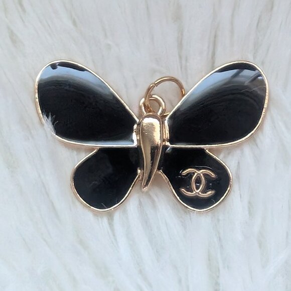 Chanel, Black Enamel Butterfly Pendant Charm Zipper Pull Gold Hardware - Picture 1 of 6
